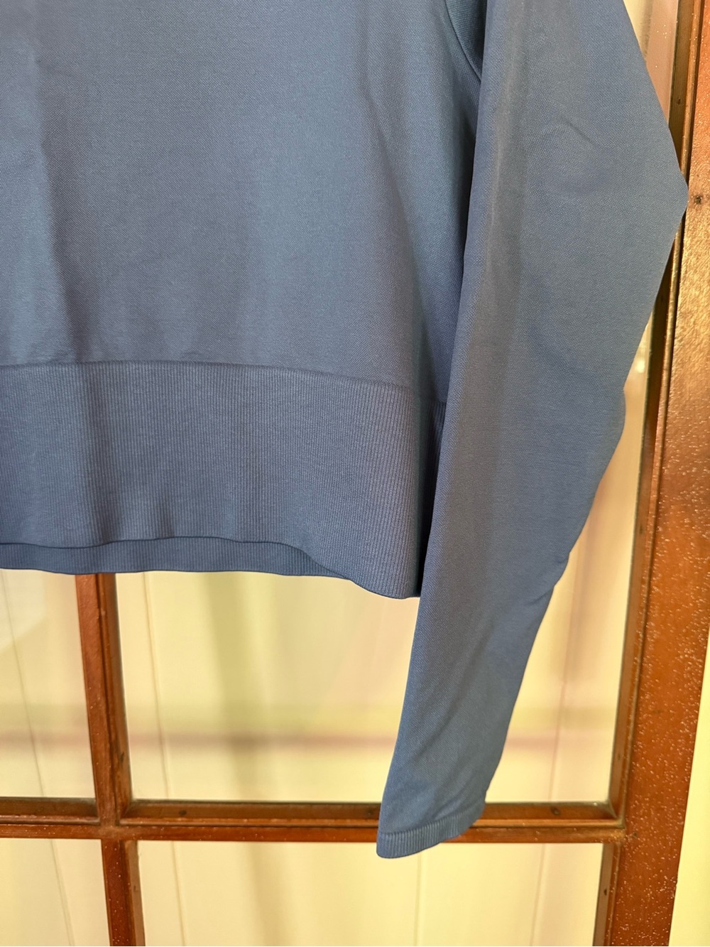 OFFLINE By Aerie Sidewalk Seamless Long Sleeve Cropped Athleisure T-Shirt Top XL - Picture 6 of 9